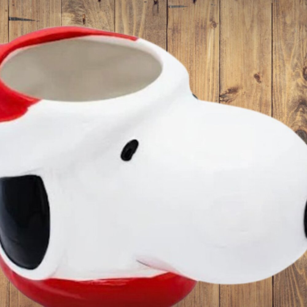 Peanuts Sculpted Collectors Ceramic Mug 2020 - Peanuts Worldwide